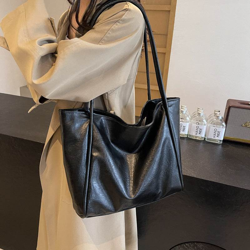 Sac Épaule Grand Format en Cuir PU Souple - Clairea Boutique