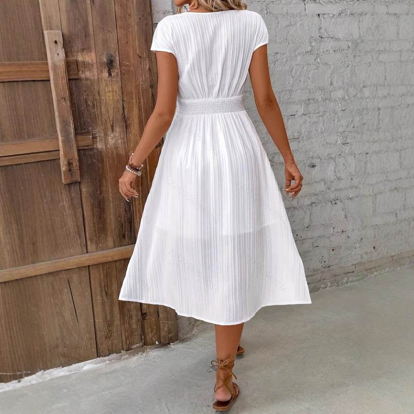 Robe Élégante à Col V Dentelle Texturée - Clairea Boutique