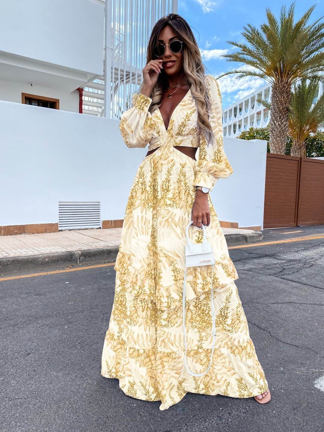 Robe Longue Élégante à Col V, Manches Longues et Motif - Clairea Boutique