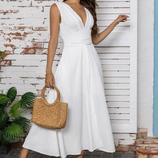 Robe longue sans manches à décolleté plongeant - Clairea Boutique